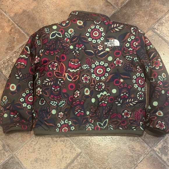 The North Face reversible jacket like new - Picture 4 of 8